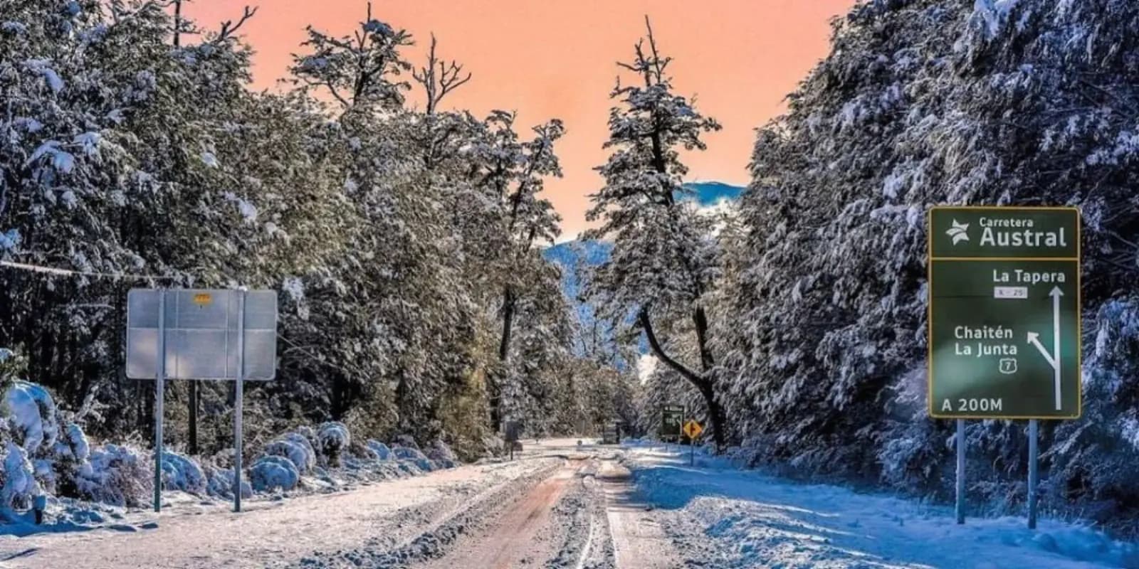Carretera Austral coberta de neve