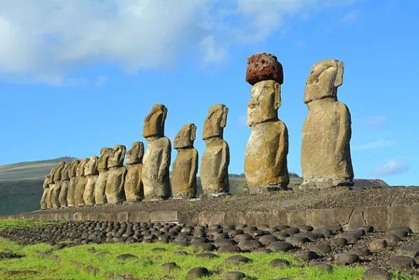 Ilha de Páscoa: Ahu Tongariki com moais ao nascer do sol (guia completo)