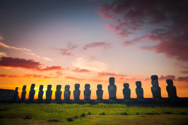 ATARDECER ISLA DE PASCUA